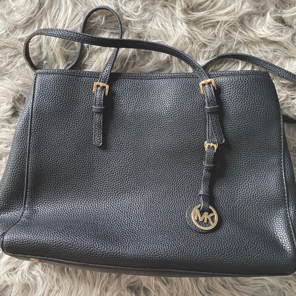 MK Purse 👛